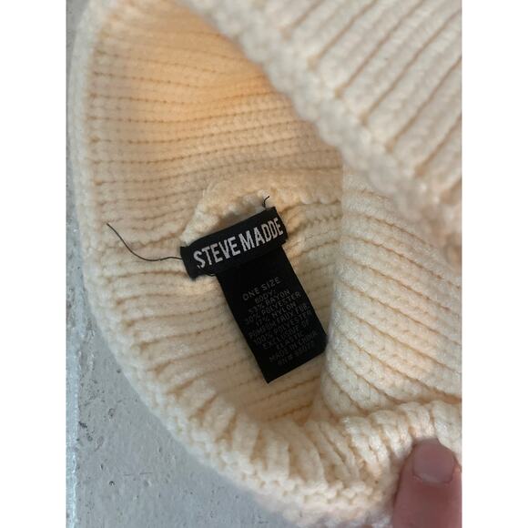 Steve Madden Cream Knit Winter Hat with Large Pom Pom - Picture 3 of 4